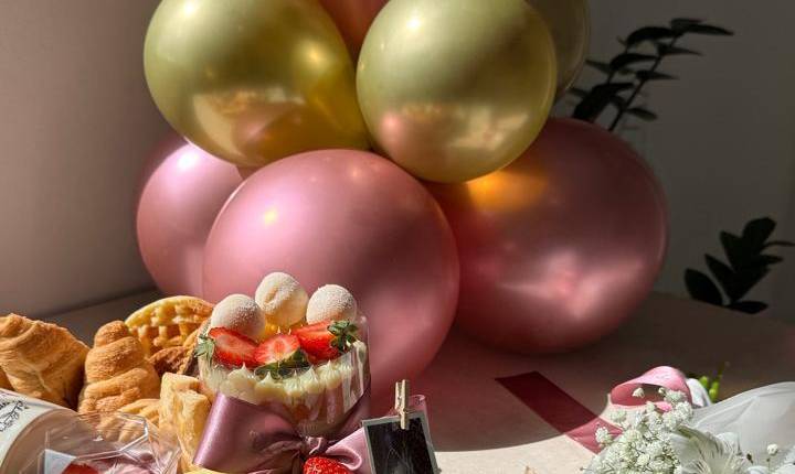 Dia das Mães: Transforme o Despertar da sua Rainha em um Momento Inesquecível com a Teles Café e Cestas