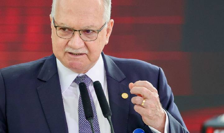 “Estamos imersos em uma crise”, admite presidente do Supremo