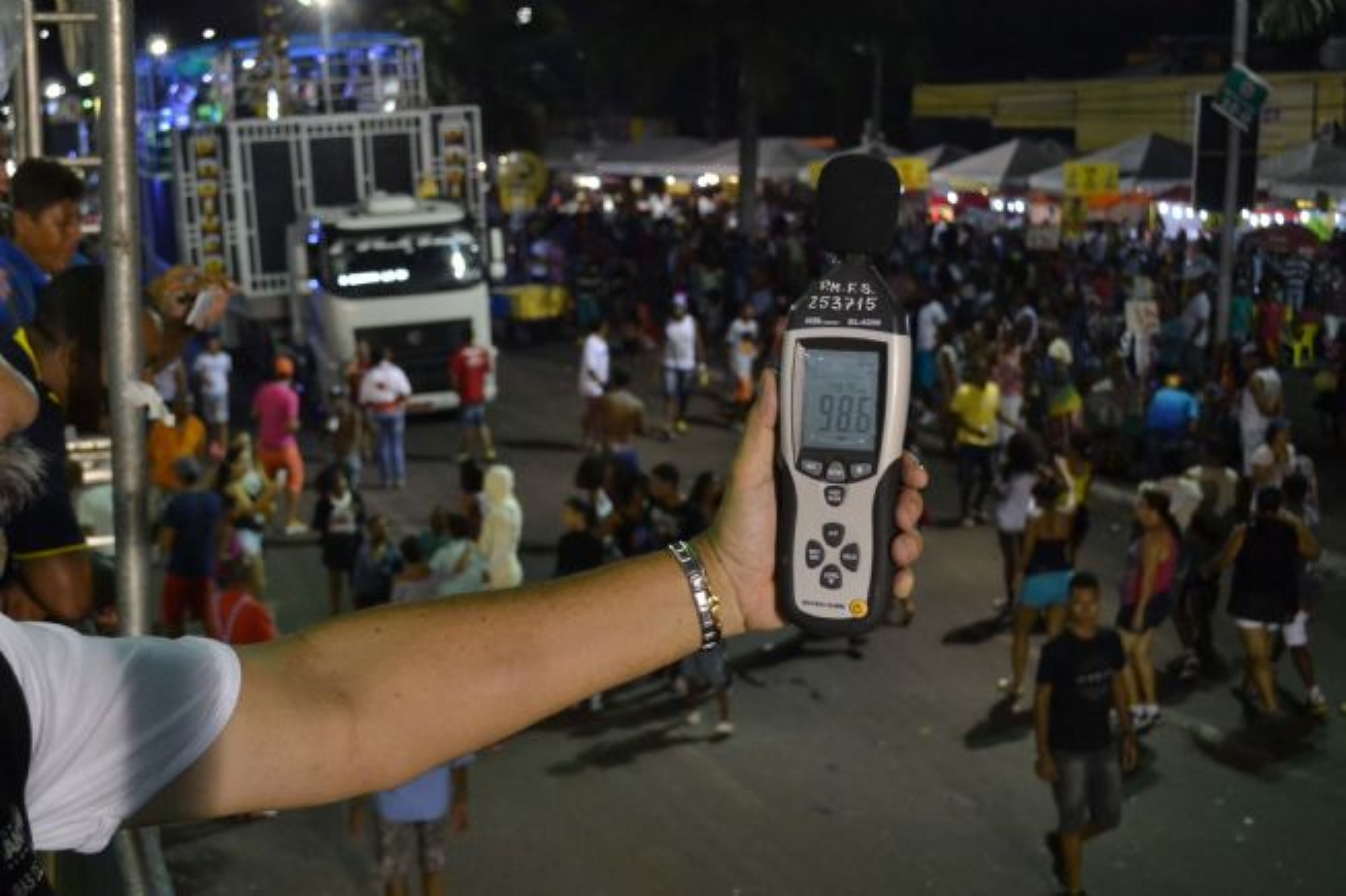 Fiscalização sonora garante festa mais tranquila durante Micareta de Feira