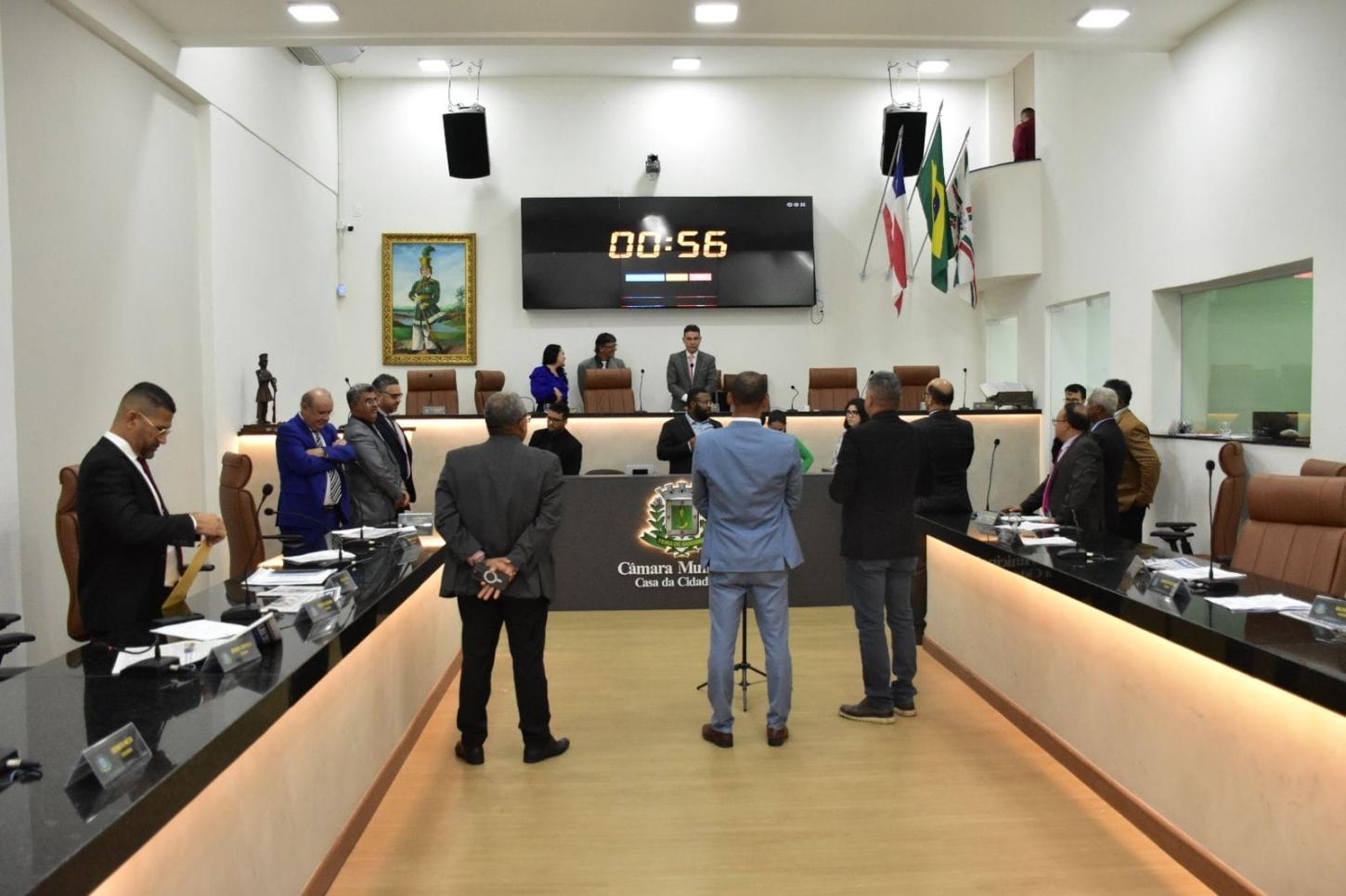 Câmara aprova revisão salarial de 5,53% nos vencimentos dos servidores municipais