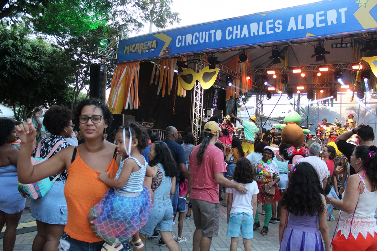 Alegria em família marca o início da Micareta 2025 no circuito infantil