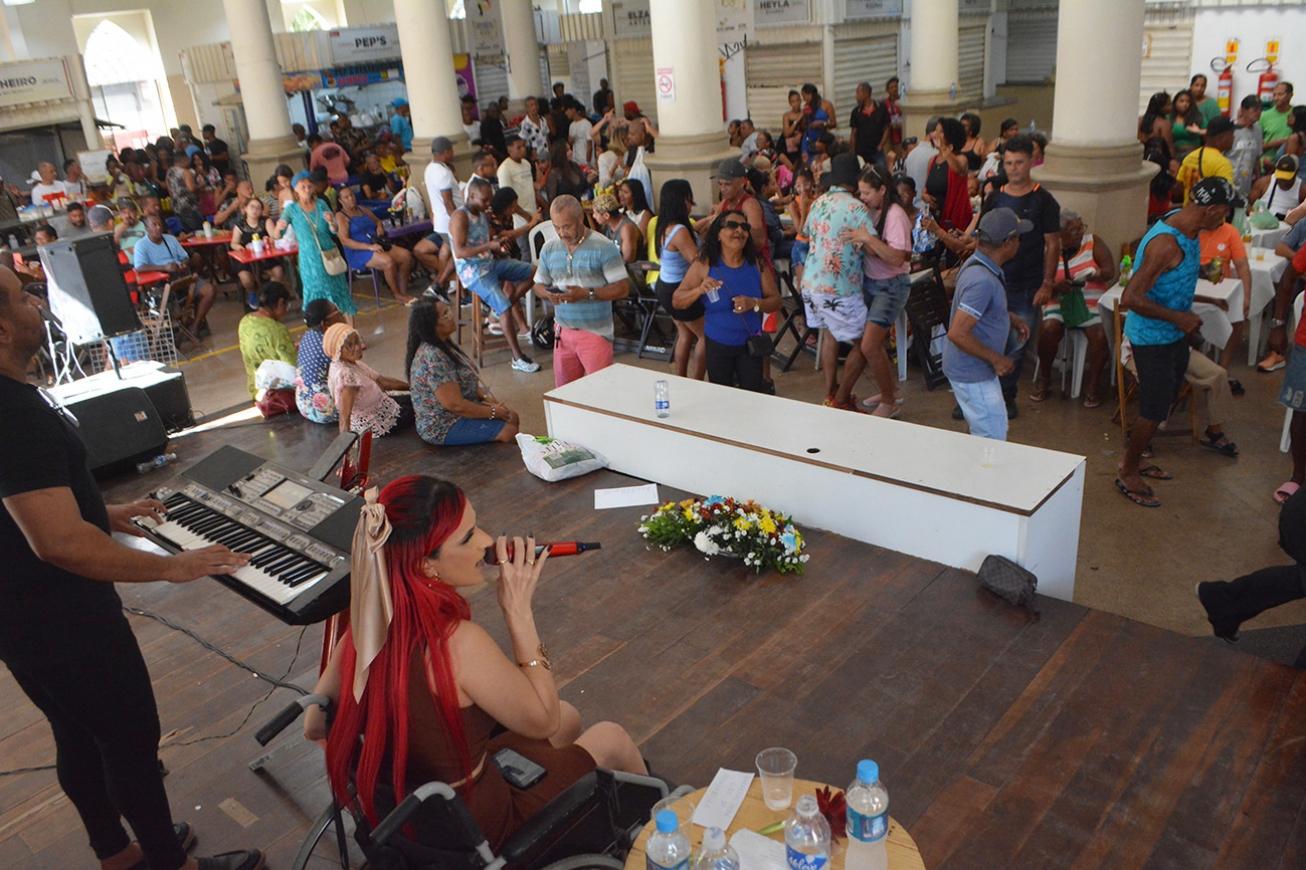 Emoção e Música Marcam Homenagem ao Dia dos Pais no MAP de Feira de Santana