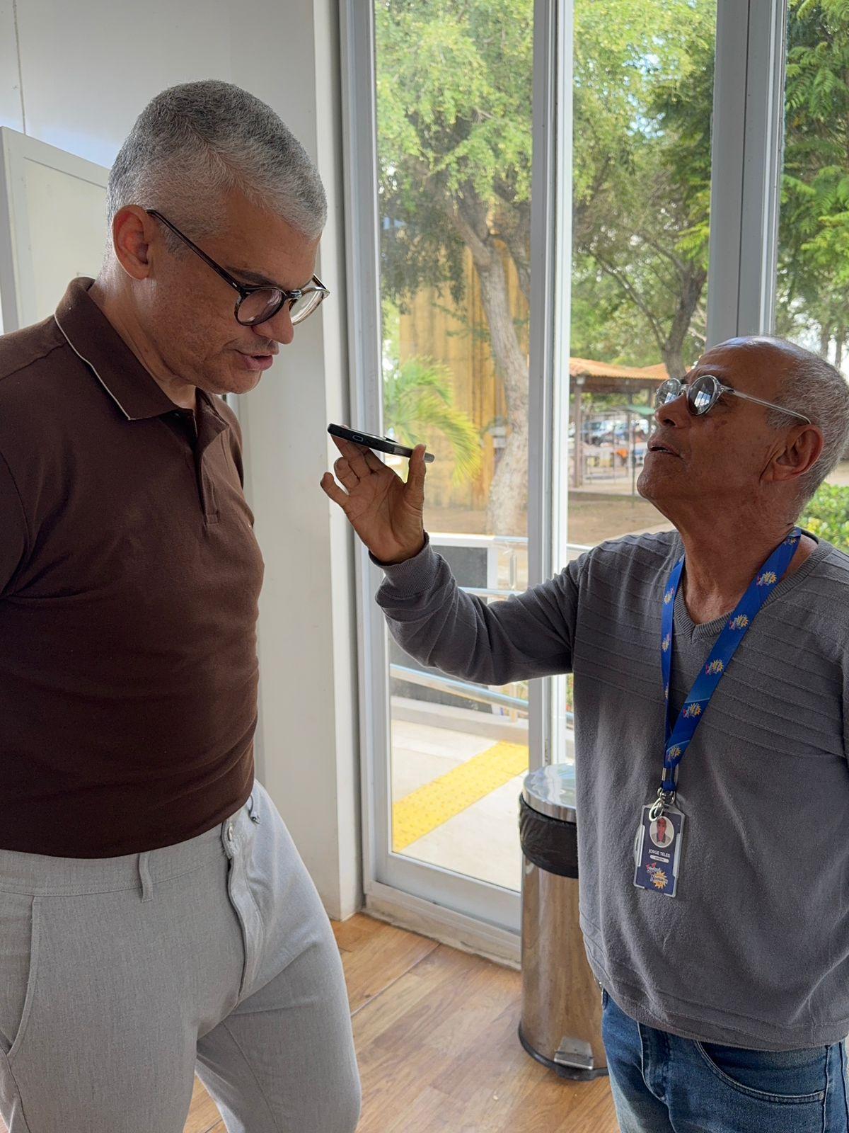 Pablo Roberto comenta projeto de detectores de metal nas escolas e anuncia novas tecnologias de gestão educacional