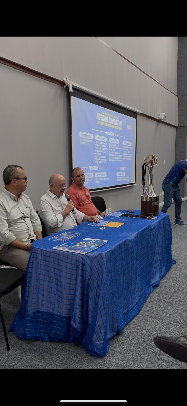 Prefeito José Ronaldo empossa novos servidores e anuncia calendário esportivo com eventos nacionais em Feira