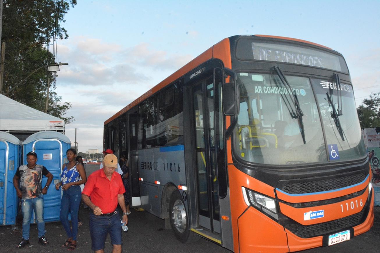 Quase 5 mil usaram ônibus grátis para o Parque de Exposição