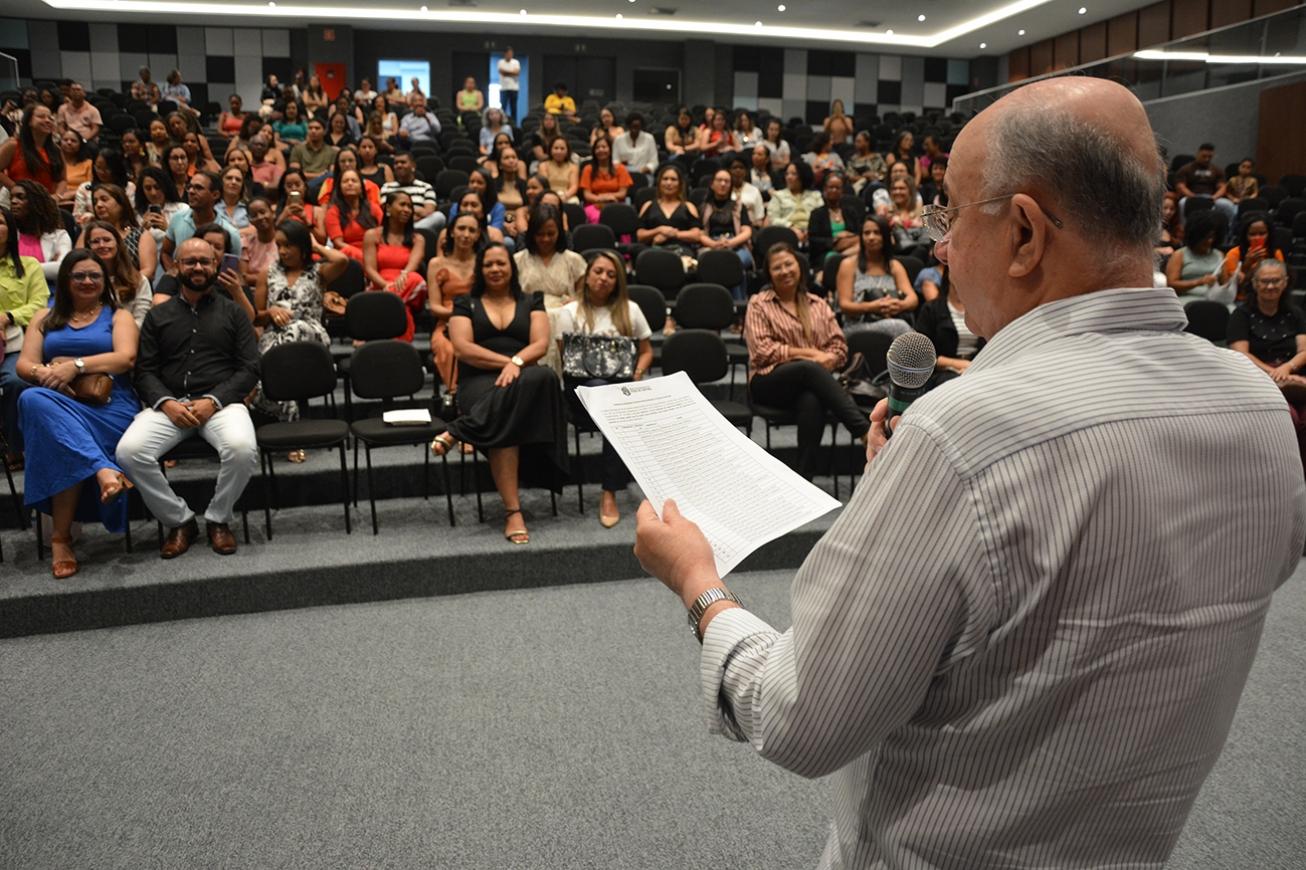 Valorização da educação municipal avança com enquadramento de mais 142 professores