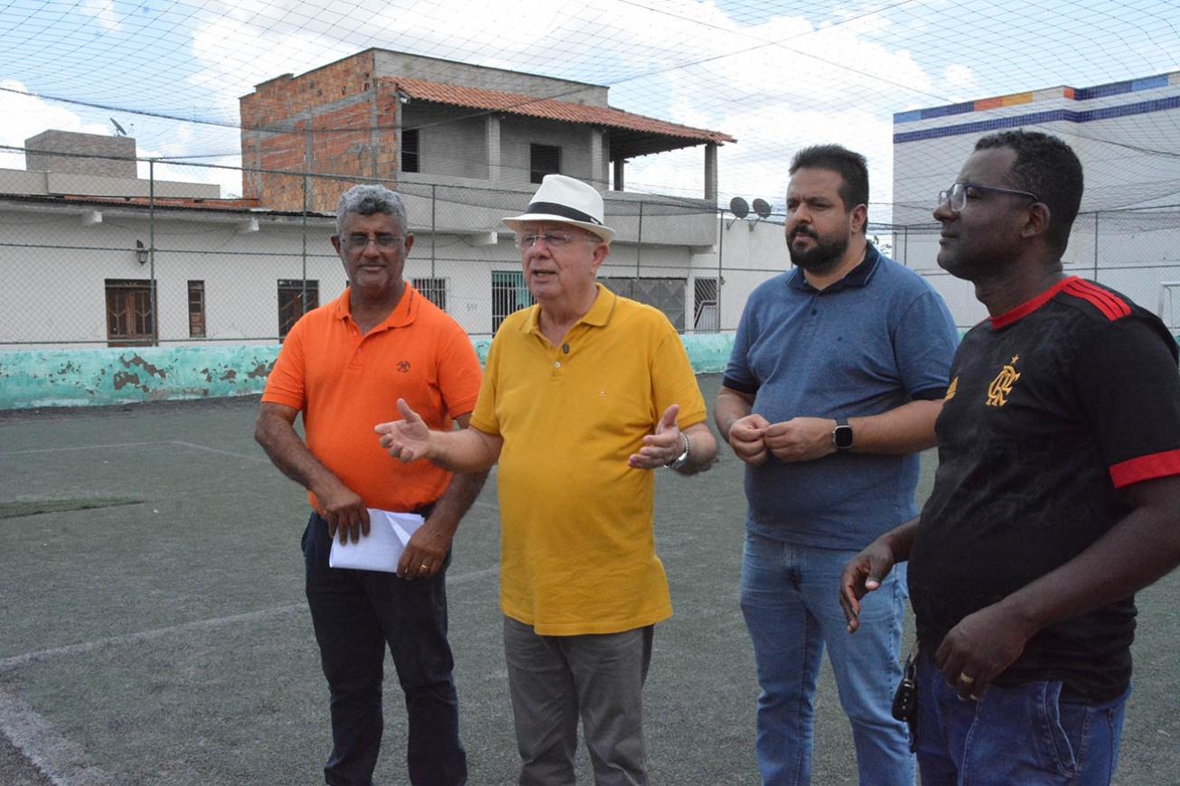 Prefeitura vai recuperar quadra poliesportiva na Conceição