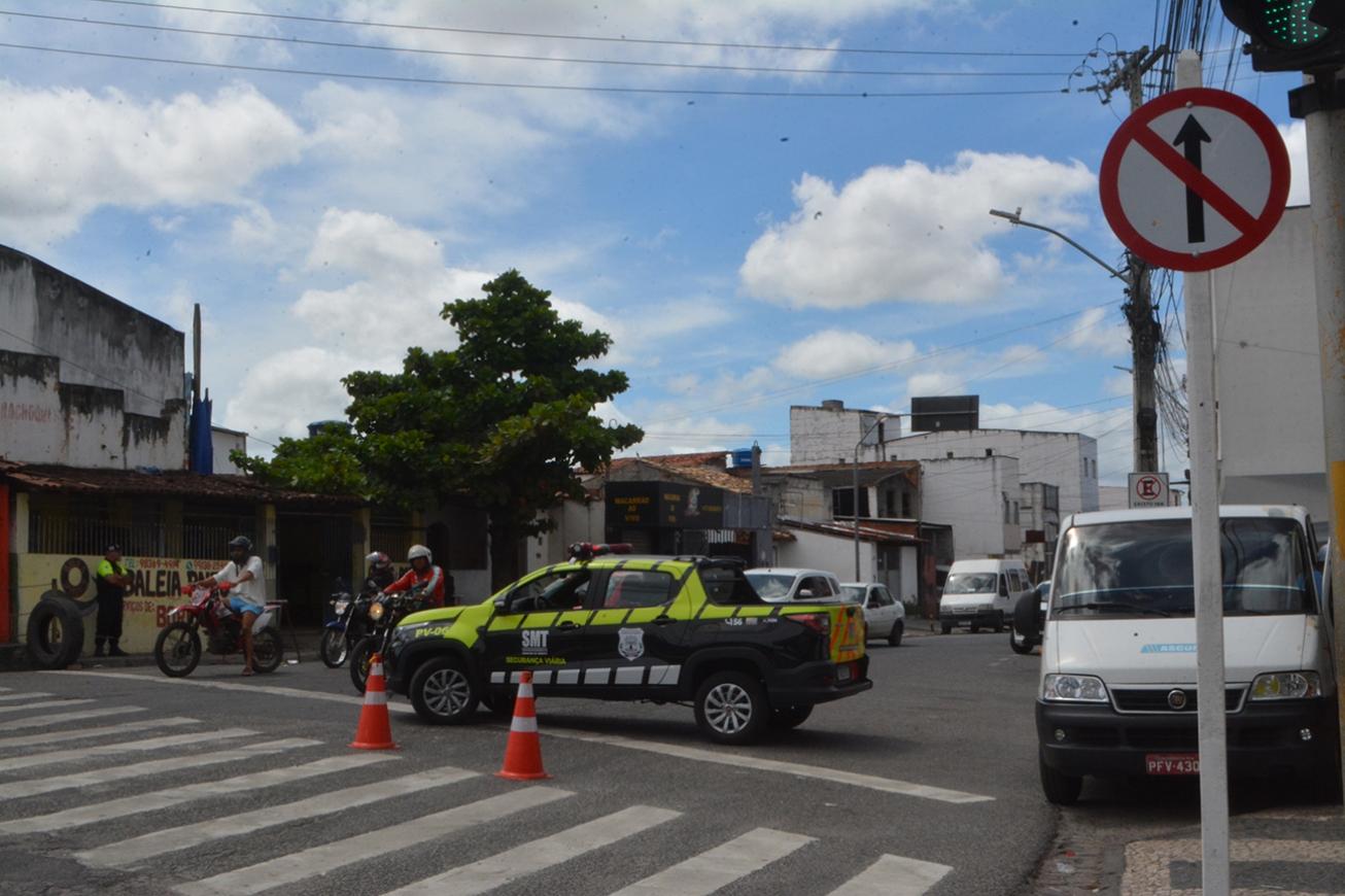 Rua Papa João XXIII passa a ter mão única
