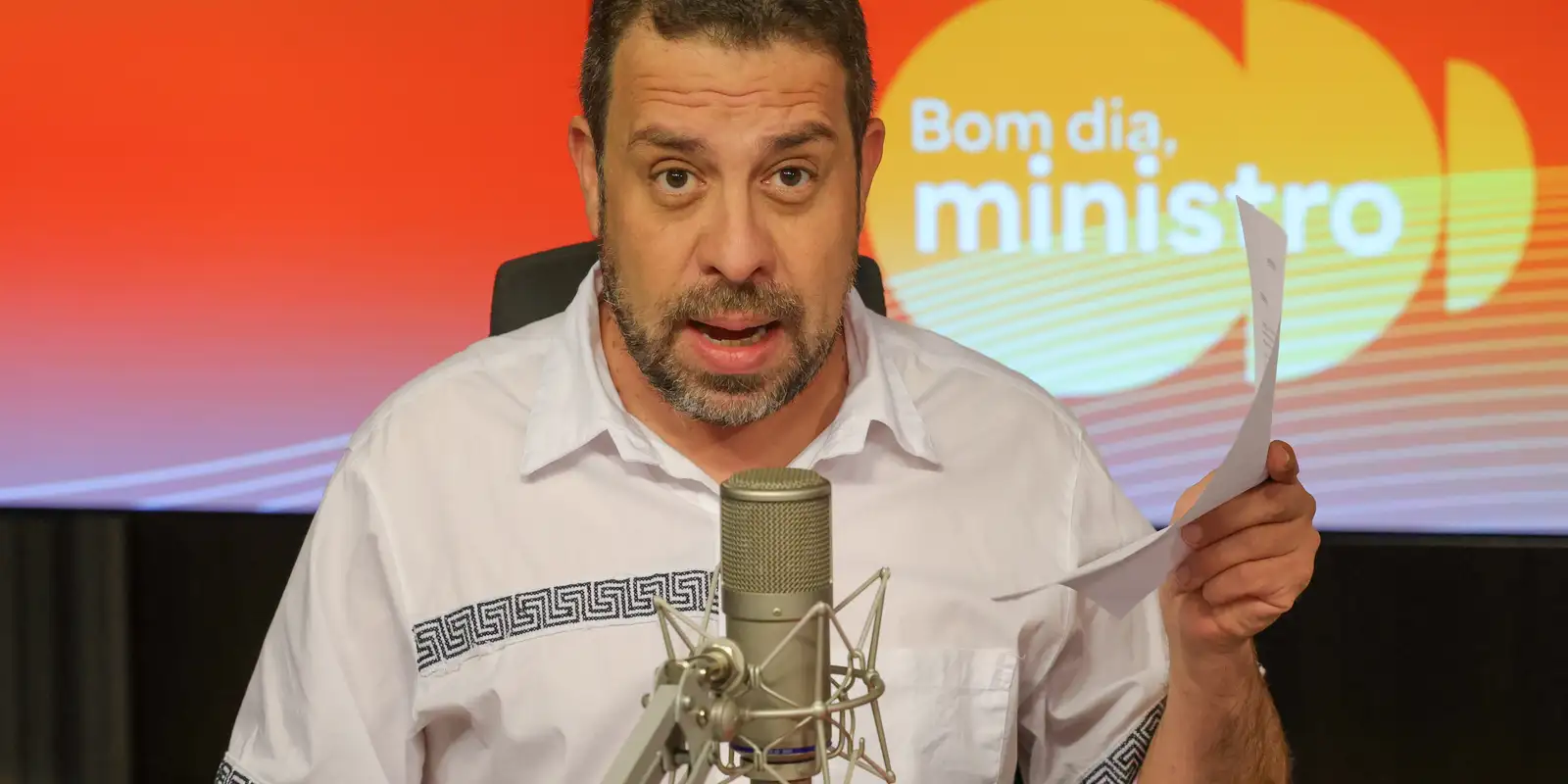 Fim da escala 6x1 deve aumentar produtividade, diz Boulos