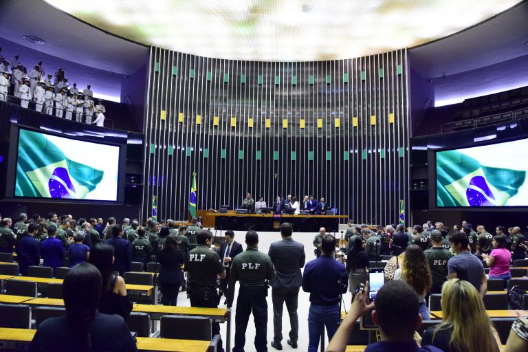 Publicado edital do concurso para policial legislativo federal da Câmara dos Deputados