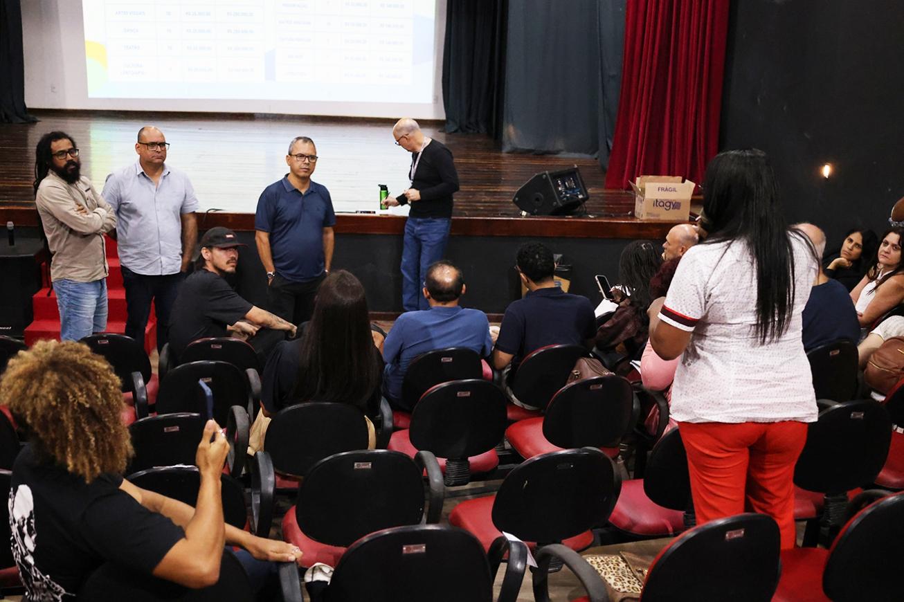 Terceira reunião do Conselho Municipal de Cultura promove diálogo sobre novos editais da PNAB