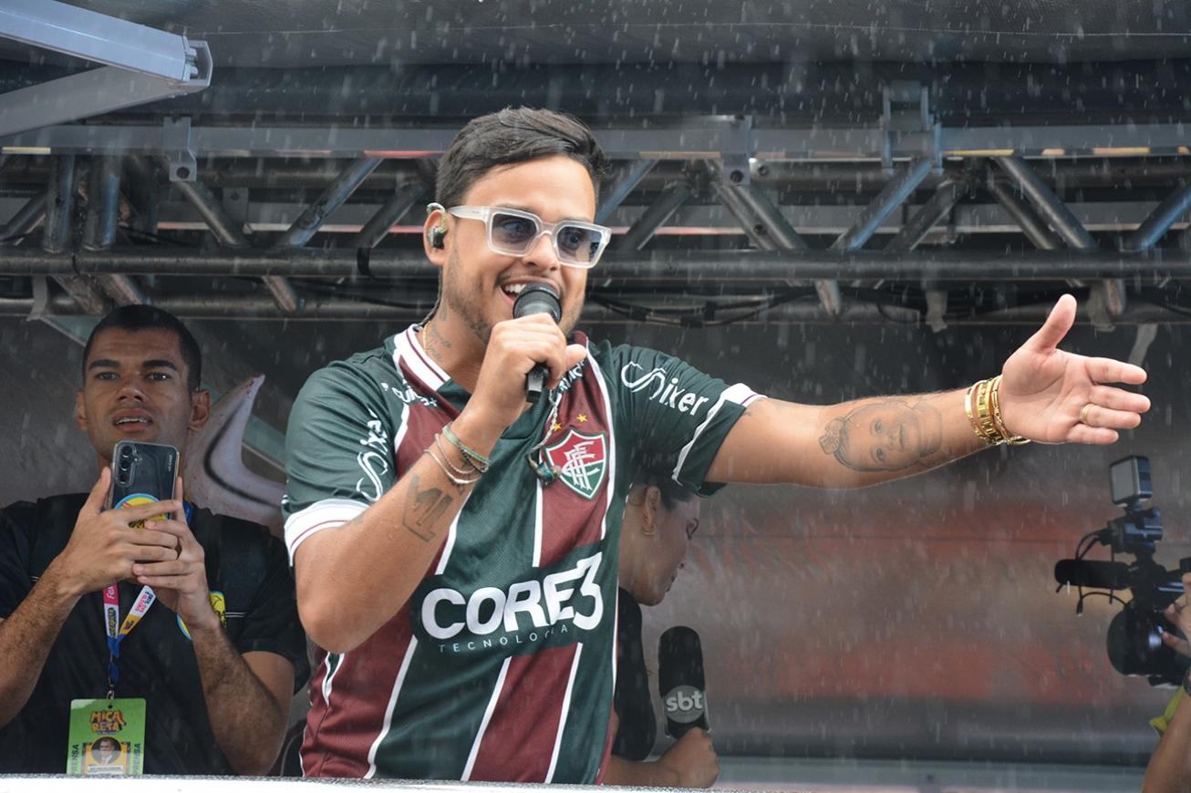 Thiago Aquino será atração da Festa do Vaqueiro de Ipuaçu, marcada para os dias 22, 23 e 24