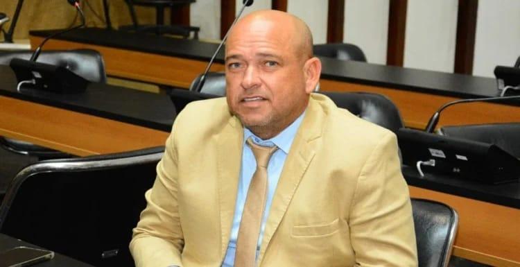Binho Galinha apresenta emendas para saúde, esporte, cultura e saneamento, em diversos municípios baianos