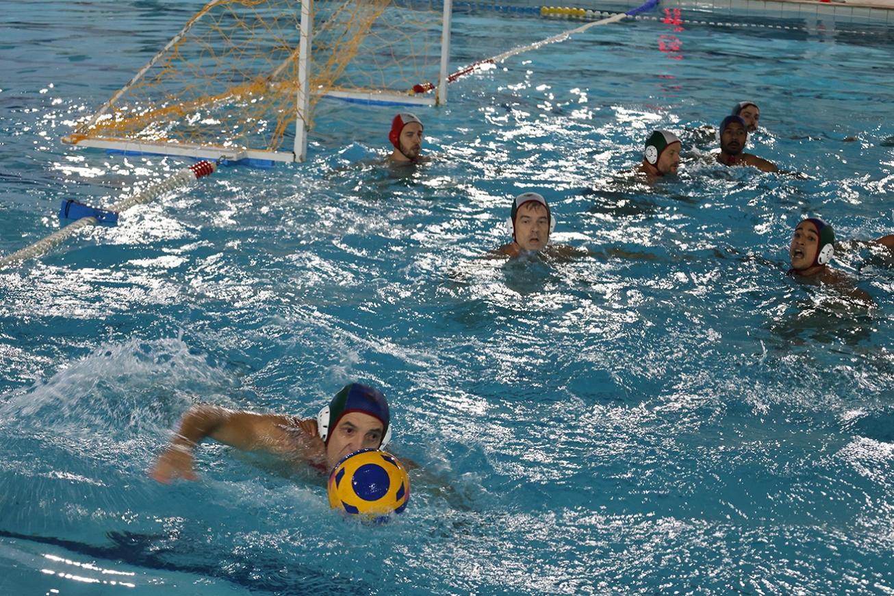 Feira de Santana sedia campeonato inédito de polo aquático e reúne atletas de três regiões do país