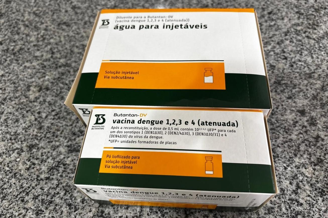 Saúde suspende vacinação contra dengue com doses do Butantan em profissionais da Atenção Primária