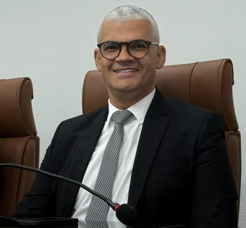 Pablo Roberto Confirma Convocação de Mais de 1.300 Professores para a Rede Municipal de Feira de Santana em 2026
