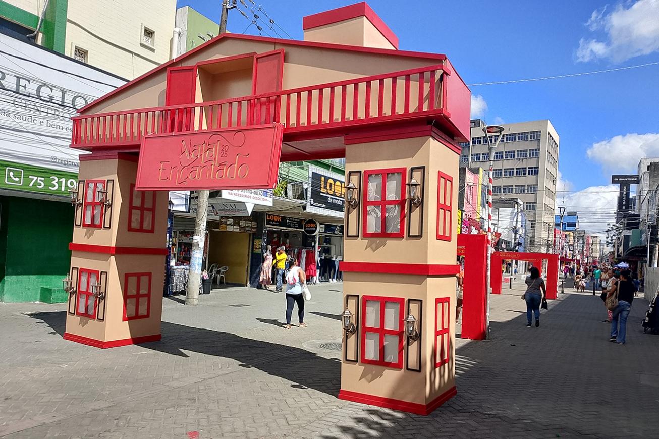 Decoração natalina vai oferecer magia e encantamento aos feirenses e visitantes